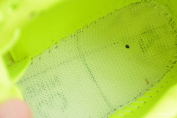 4 Retro Volt AQ3559-700 AQ3559-700 Flyknit Jordan 0103